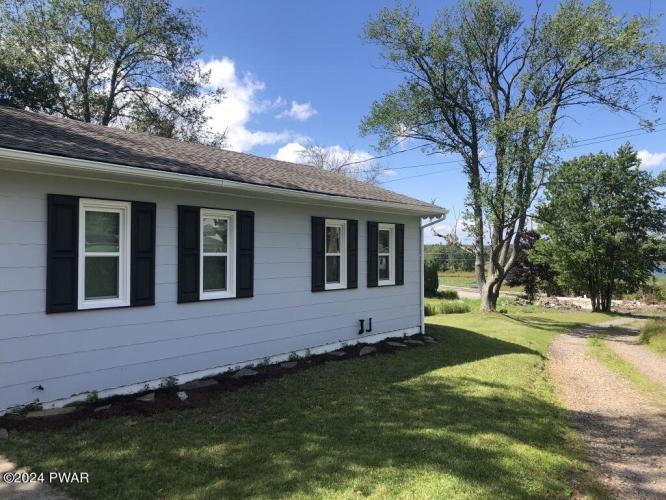 Photo of 31 Lehigh Road, Lehigh PA
