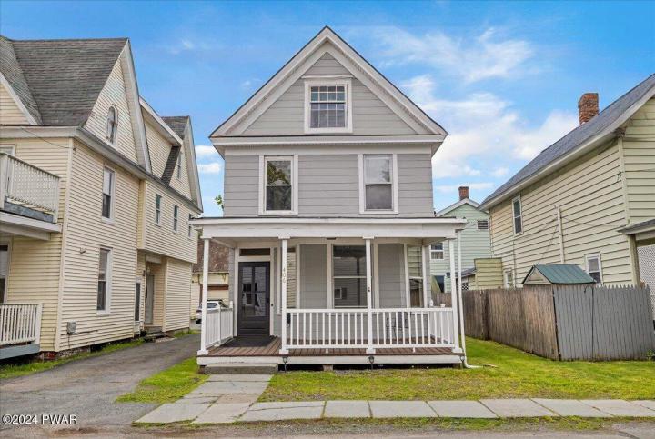 Photo of 406 River Street, Hawley PA