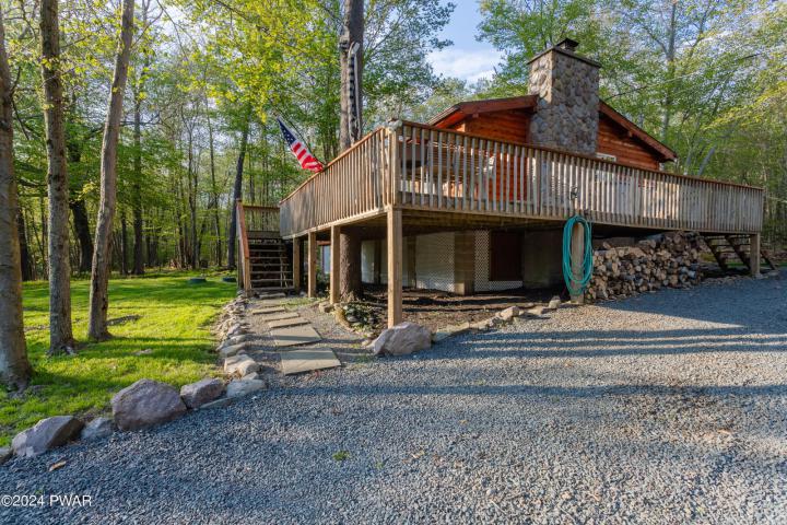 Photo of 85 North Shore Drive, Lehigh PA