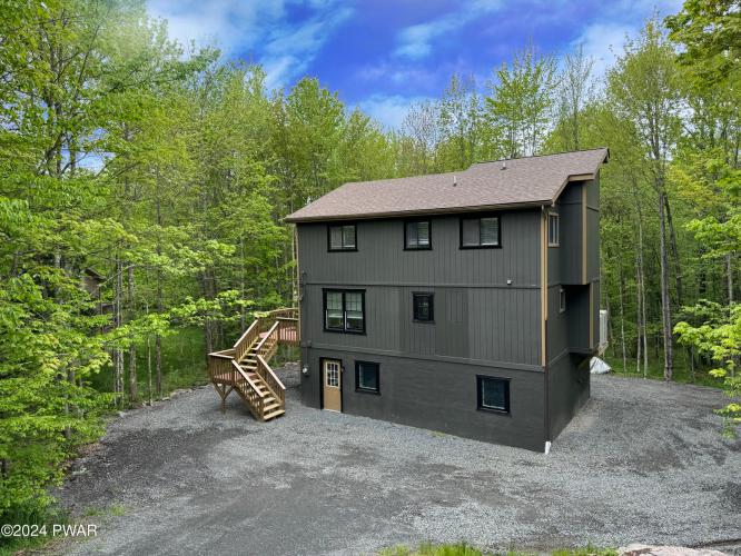 Photo of 95 Windemere Lane, Lake PA