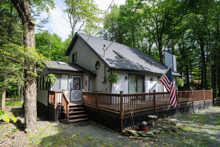 Photo of 3853 Applegate Road, Lake PA