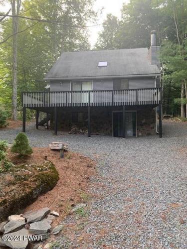 Photo of 677 Deerfield Road, Lake PA