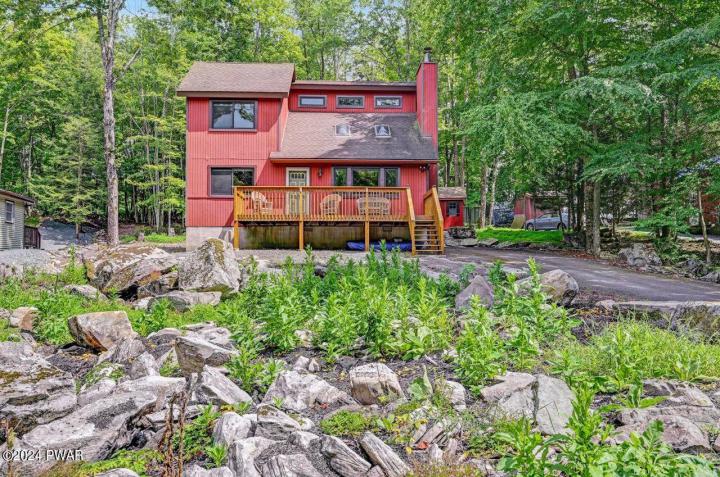 Photo of 667 Lakeview Drive, Lake PA