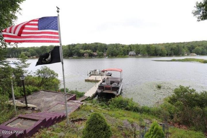 Photo of 41 East Shore Drive, Hawley PA
