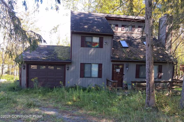 Photo of 31 Woodcrest Lane, Lake Ariel PA